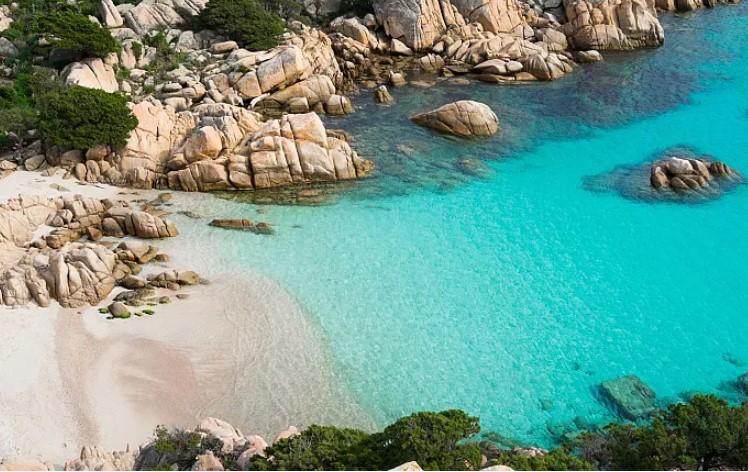 Sardinia me guide 