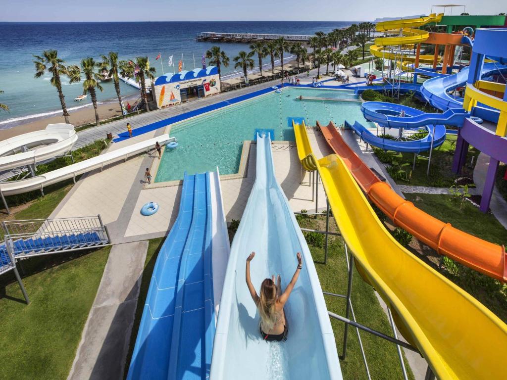 Rixos Sungate - The Land of Legends Access 1