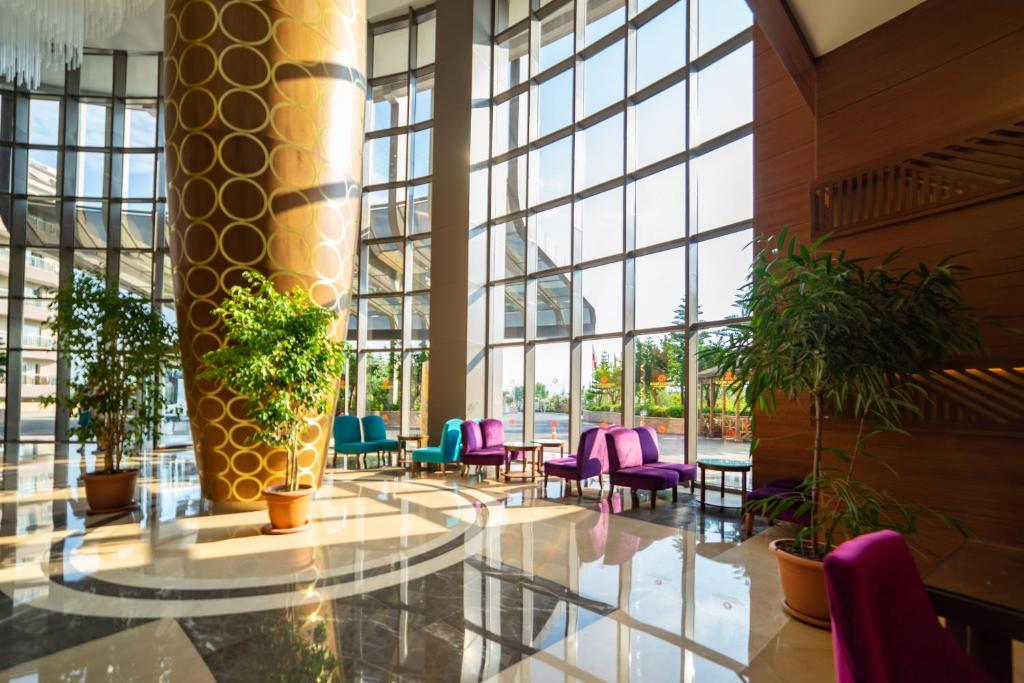 Sunmelia Beach Resort Hotel & Spa 2
