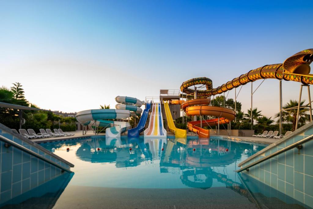 Sunmelia Beach Resort Hotel & Spa 3