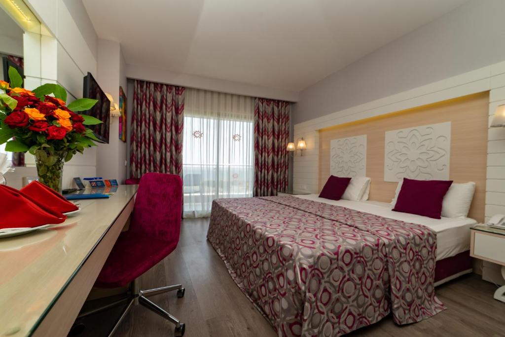 Sunmelia Beach Resort Hotel & Spa 4