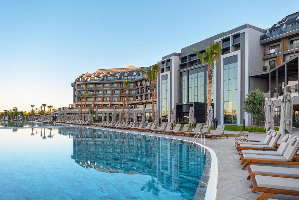 Lago Hotel 2