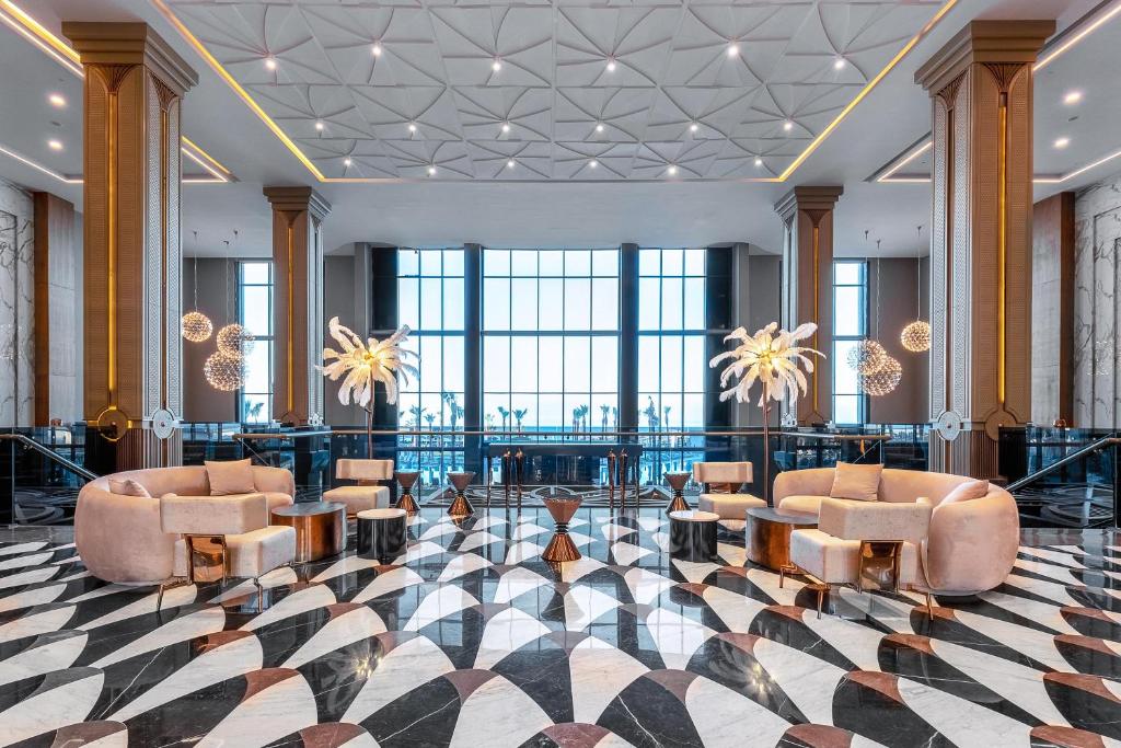 Lago Hotel 5