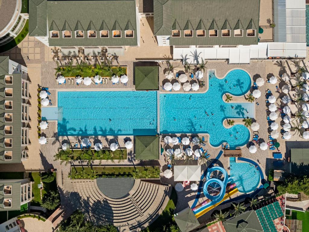 Dobedan Beach Resort Comfort Side