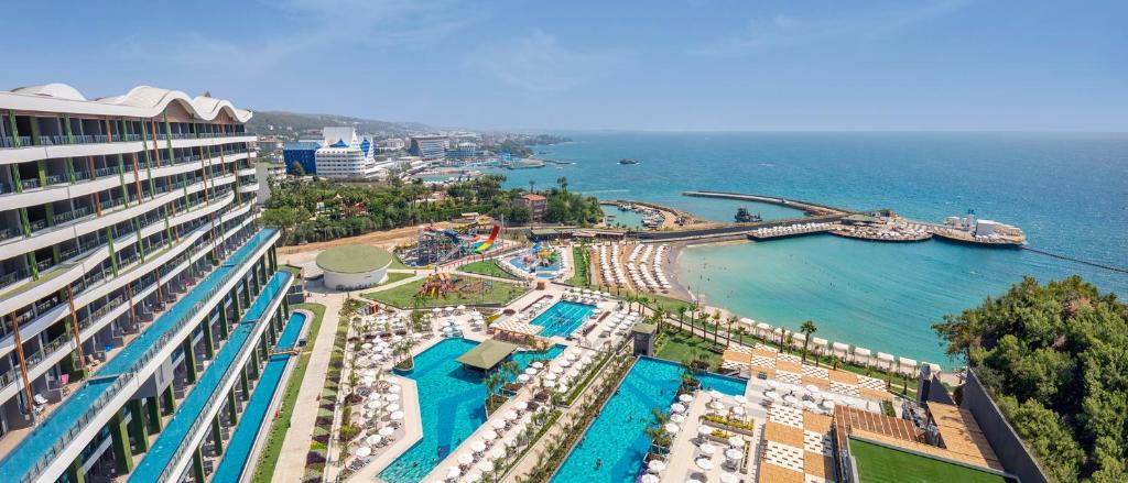 Mylome Luxury Hotel & Resort 